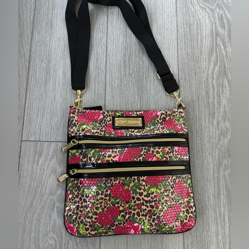 Betsey Johnson - bag with floral print and sequins. EUC!